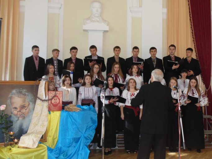 Співає народна хорова капела «Gaudeamus»
