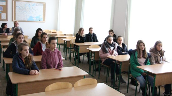 Учні шкіл Дрогобича завітали на факультет початкової та мистецької освіти